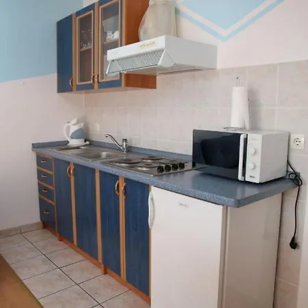 Apartment Zdenka - Cosy For 2-3 Person